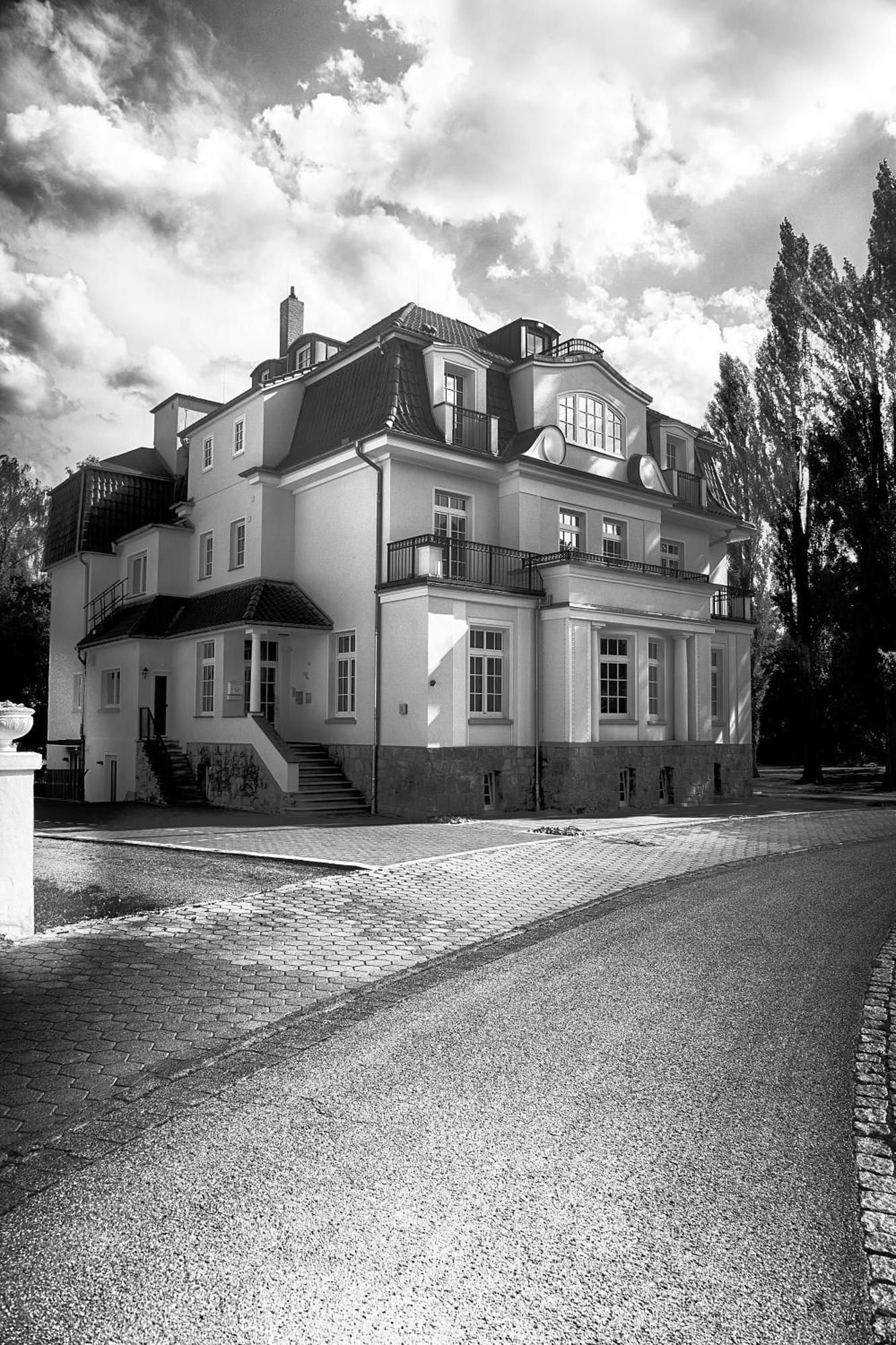 באד פירמונט Hotel Dirks Am Schloss מראה חיצוני תמונה